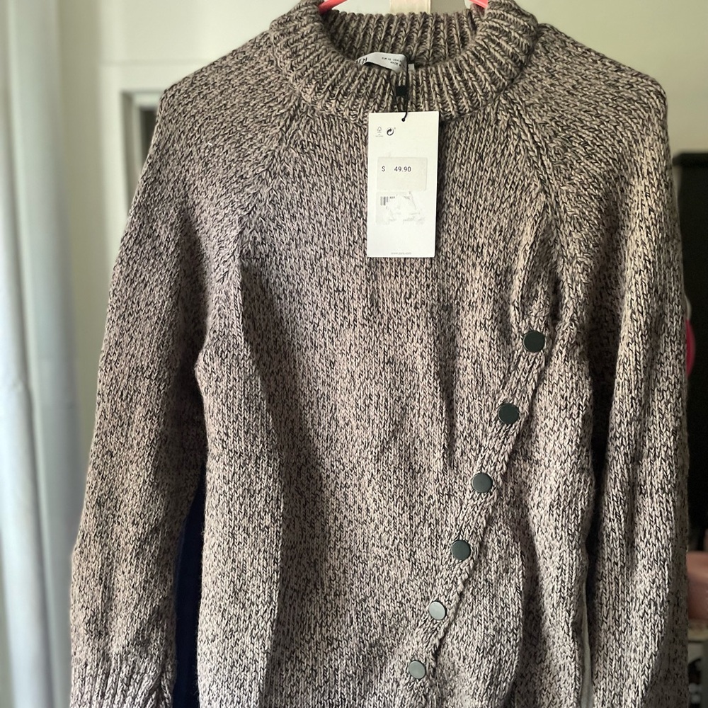 New Zara Women’s Asymmetric Button Yarn Knit Sweater